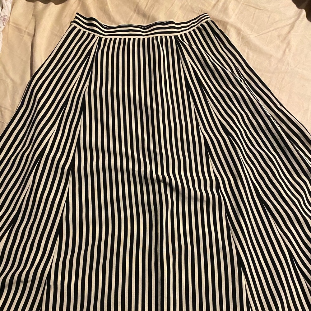 Skirt- Pablo